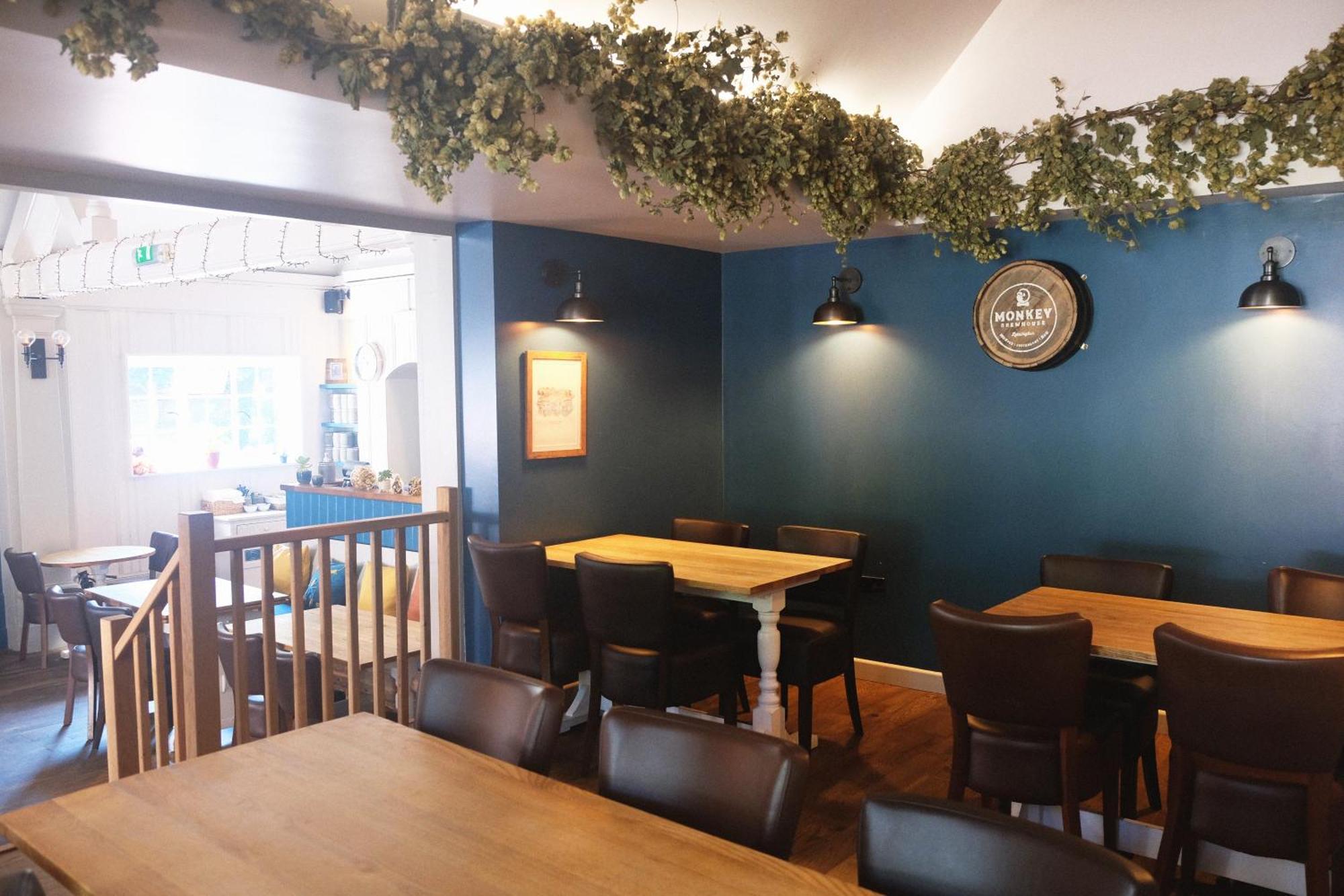 ホテル Monkey Brewhouse リミントン エクステリア 写真