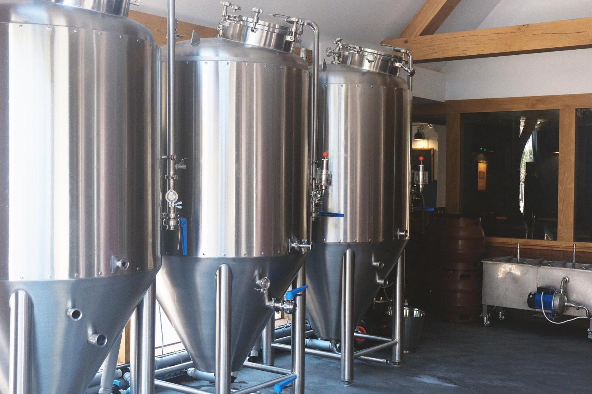 ホテル Monkey Brewhouse リミントン エクステリア 写真